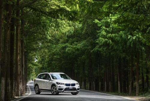 全新BMW X1插电式混合动力成都车展全球首发