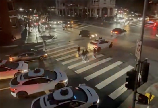 特斯拉,自动驾驶,马斯克