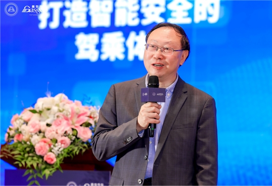 虹软科技：先进视觉感知技术，打造智能安全的驾乘体验