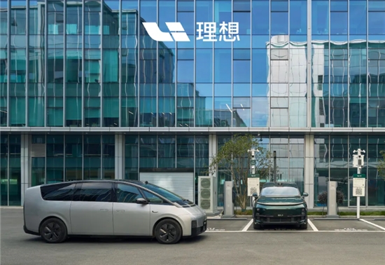 理想超充站单周上线119座，总数已突破2200座
