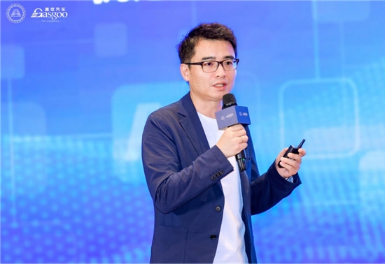 北斗智联副总裁项锋：整车多域融合将重塑汽车产业格局，2030年市场规模超万亿