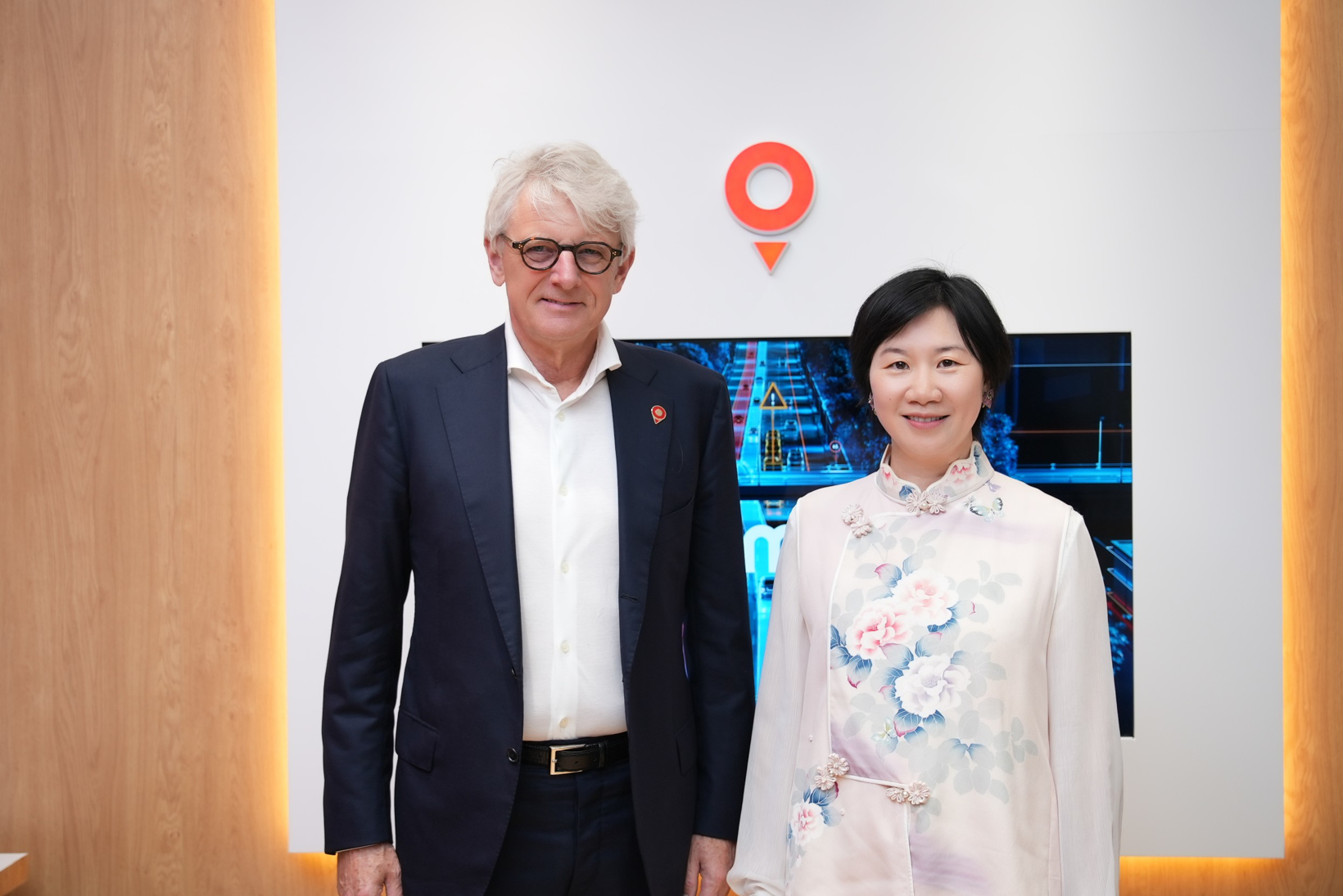 C Talk｜TomTom：从导航工具到智能引擎，地图重塑未来出行