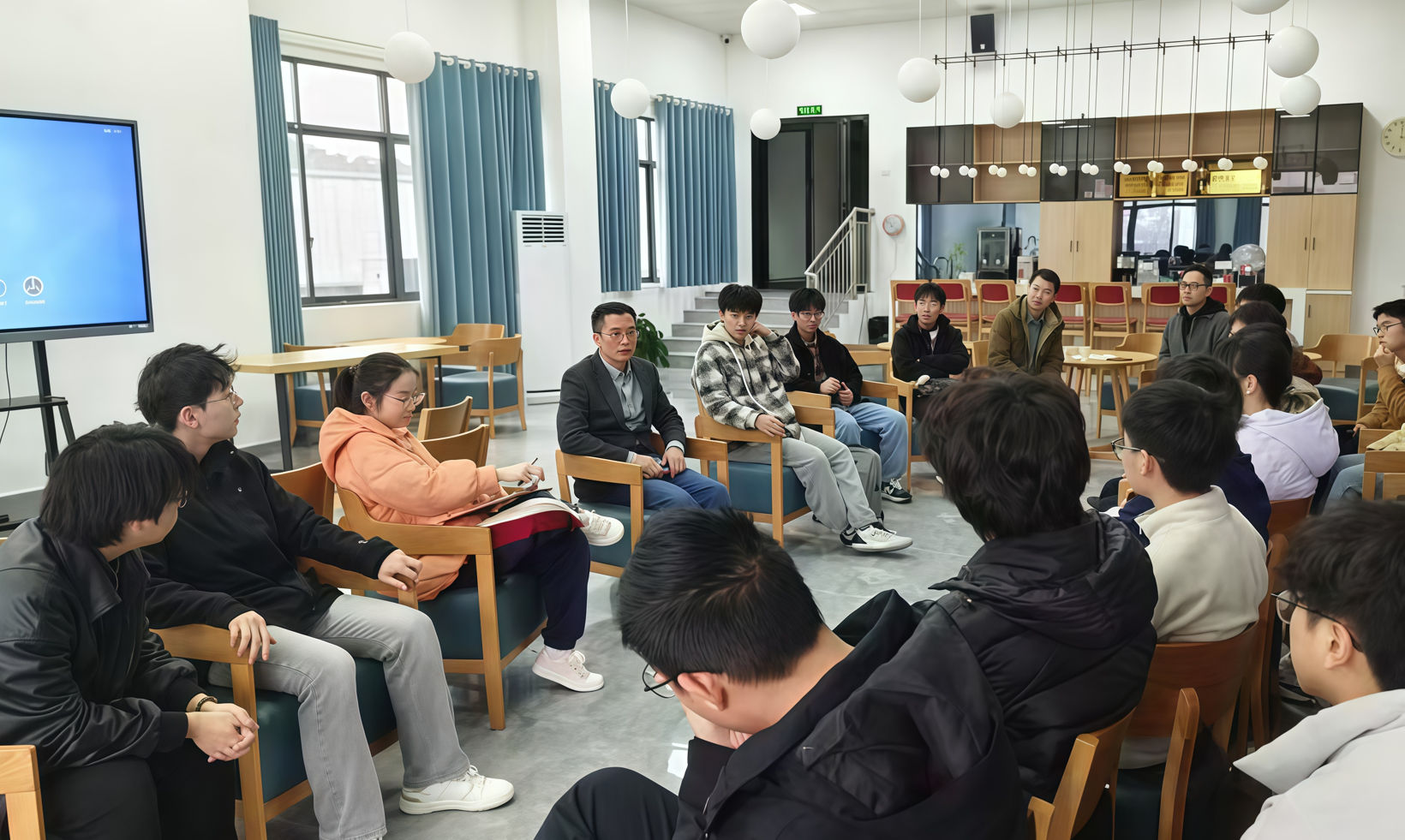 专家专论 | 彭立新：汽车人才困境如何破？
