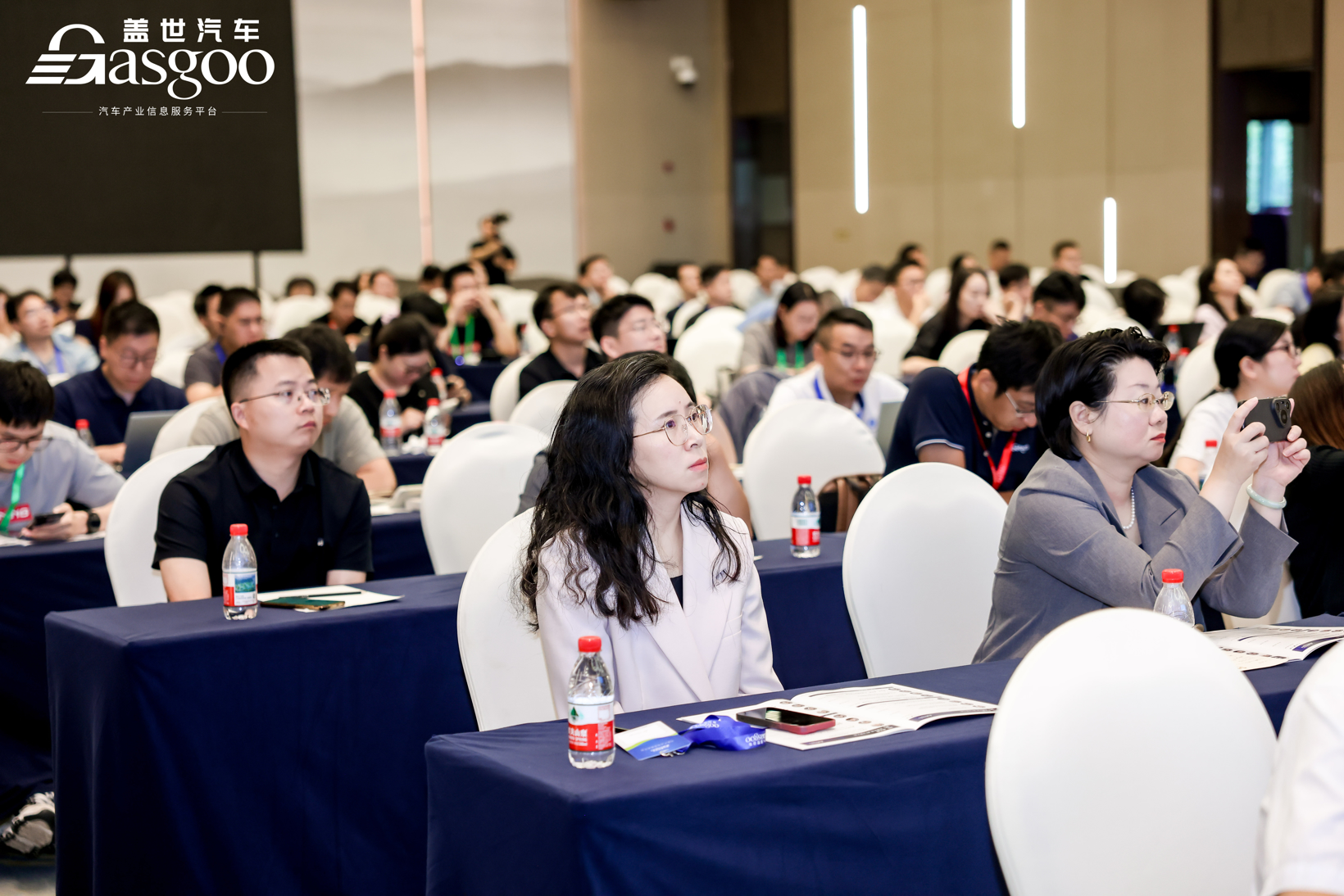 圆满落幕 | 2025第五届未来汽车AI计算大会
