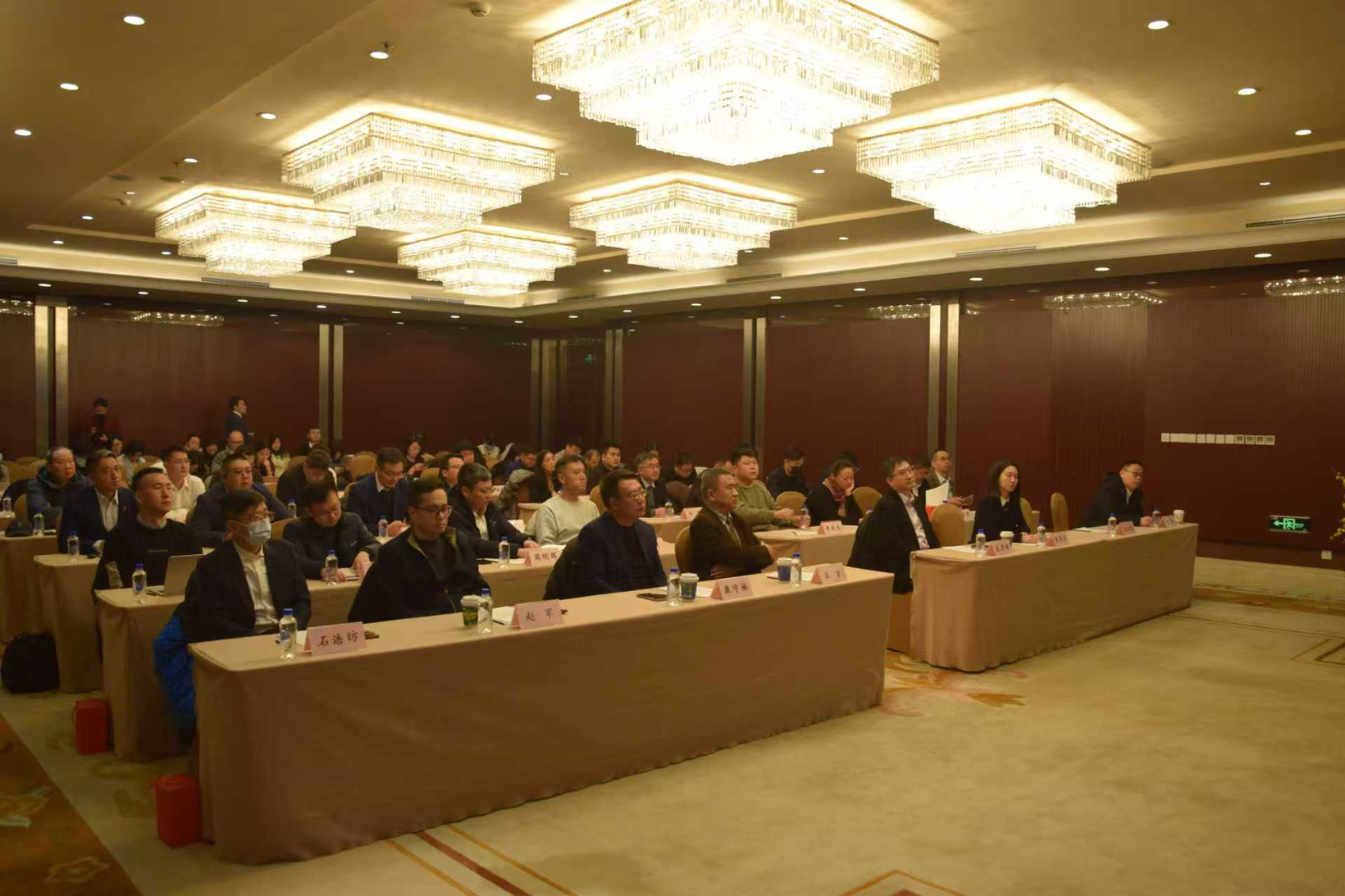 2025卡思调查：新能源汽车售后满意度超越燃油车品牌！