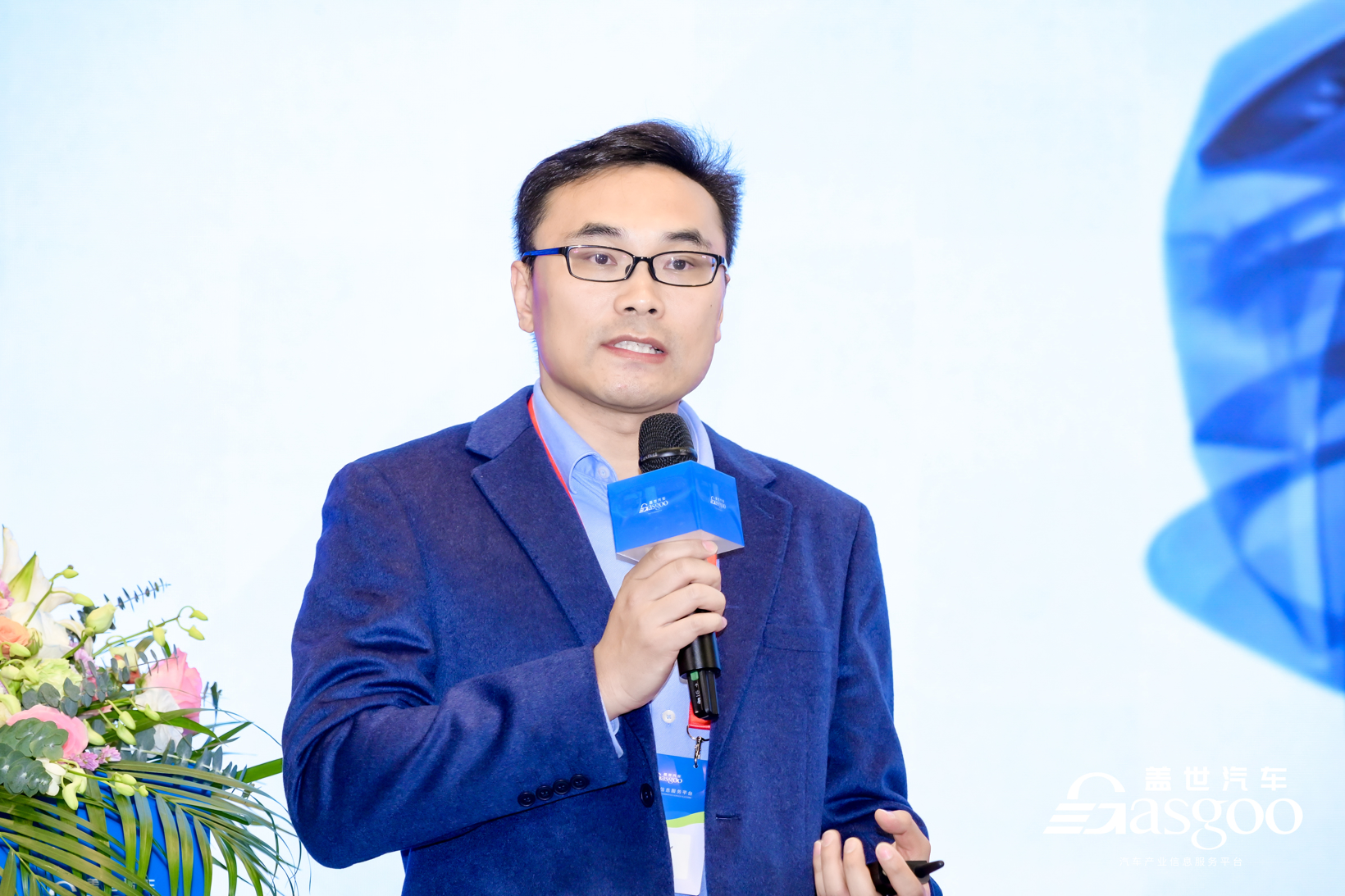 8-王艳明.jpg 8-王艳明.jpg