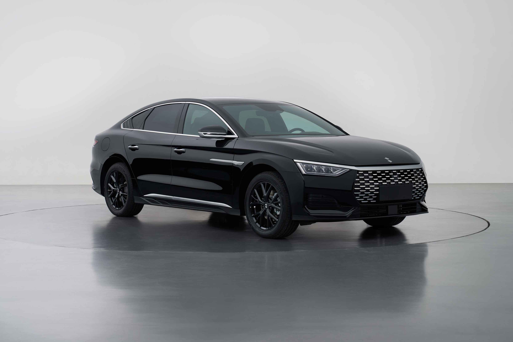 比亚迪 领汇.jpg 比亚迪 领汇.jpg