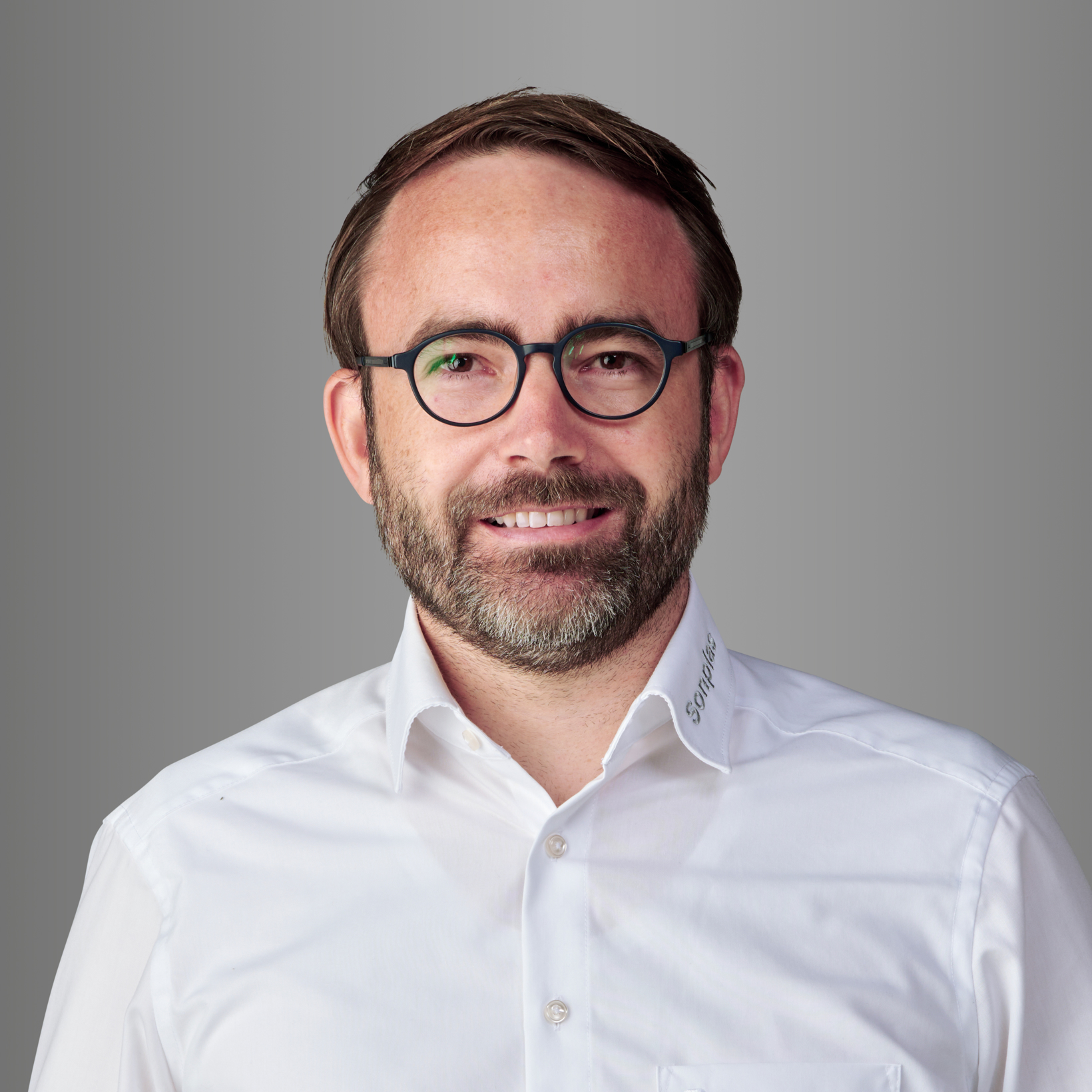 燃油车没落了？桑普拉斯：产业无夕阳，极致有市场