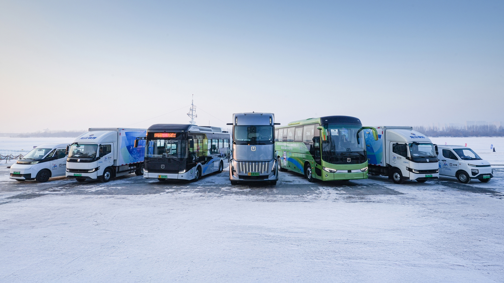 2026两会|李书福提案：甲醇货车要“破冰”，智能学科需“拆墙”，无障碍出行盼“铺路”