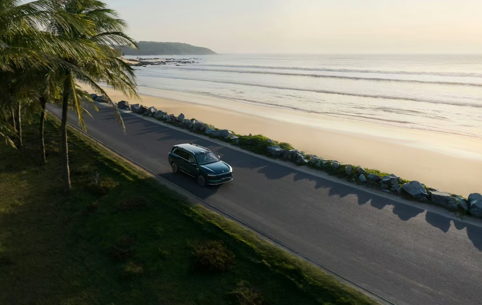 鸿蒙智行 问界1.jpg 鸿蒙智行 问界1.jpg