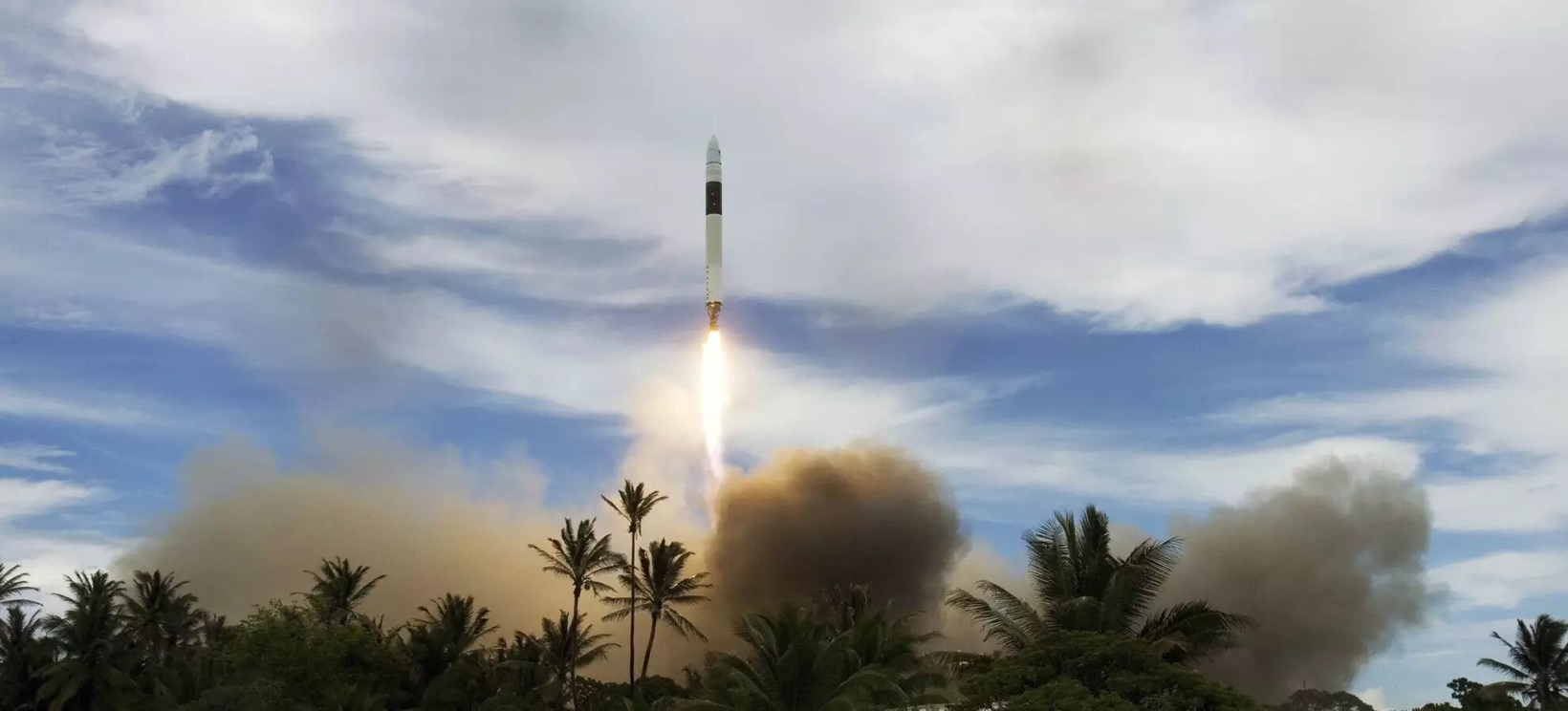 马斯克官宣芯片进展，特斯拉股价大涨近8%