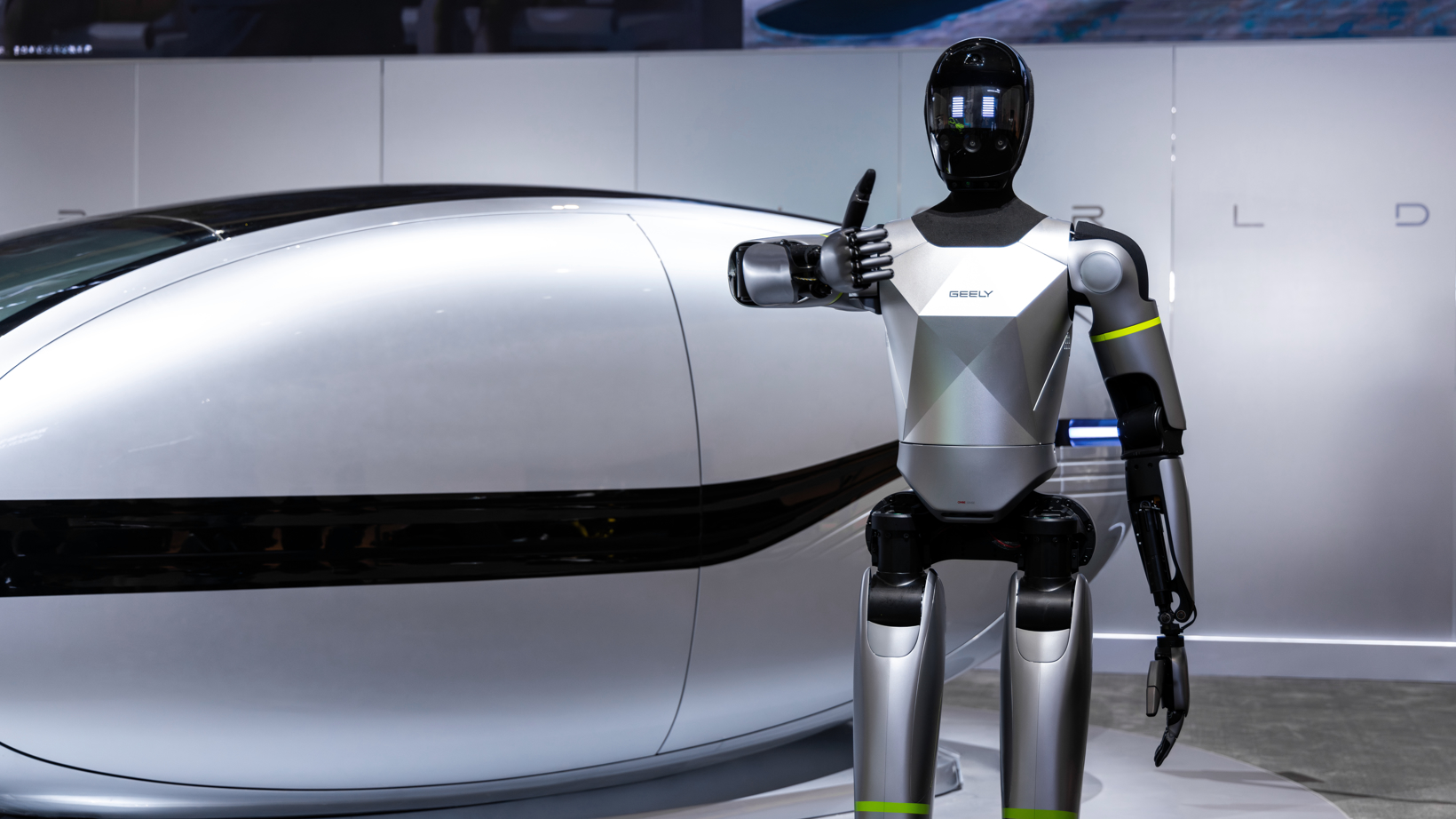 全面迈入全域AI 2.0时代，吉利汽车集团发布中国首款原生开发「Robotaxi」原型车Eva Cab