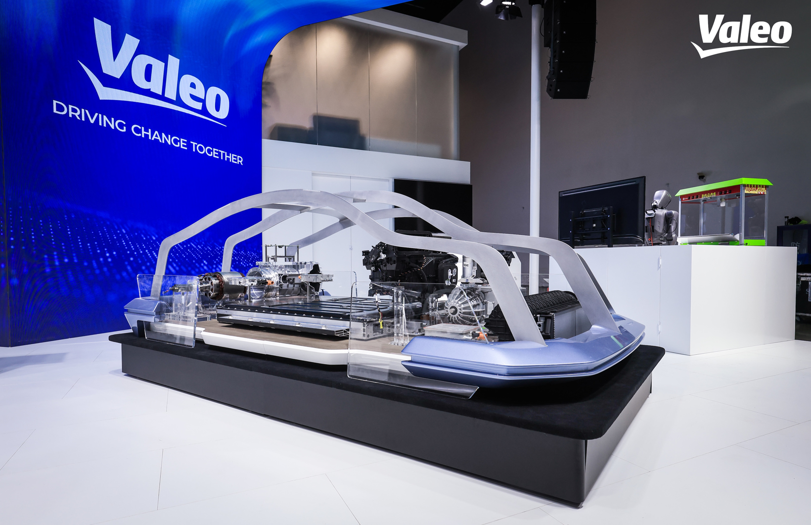 法雷奥重申品牌定位：以"中国速度"驶入技术爆发新纪元