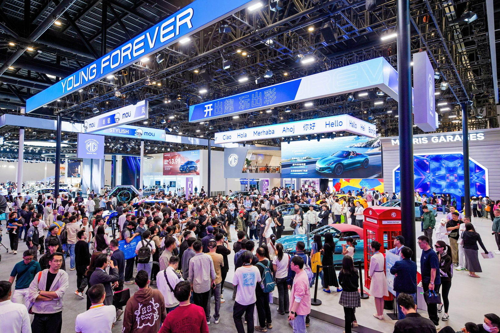 半固态电池、高速NOA等齐下探，10万内纯电车打响技术平权战