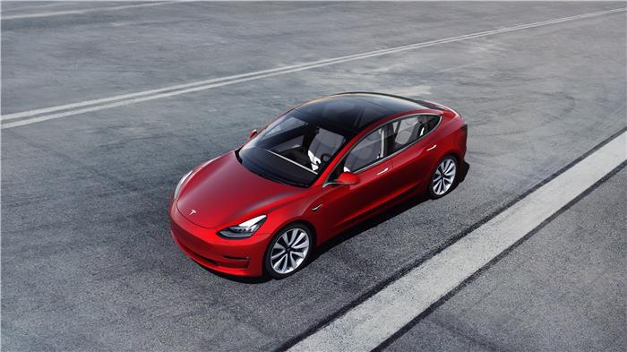 Model 3 Performance - Red Above Tarmac.jpg Model 3 Performance - Red Above Tarmac.jpg
