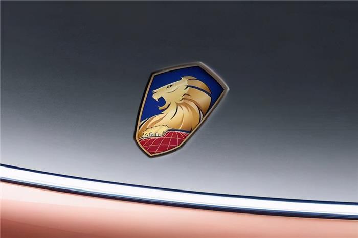 从整体的造型上来看,恒驰汽车的车标是一个雄壮的狮子头.