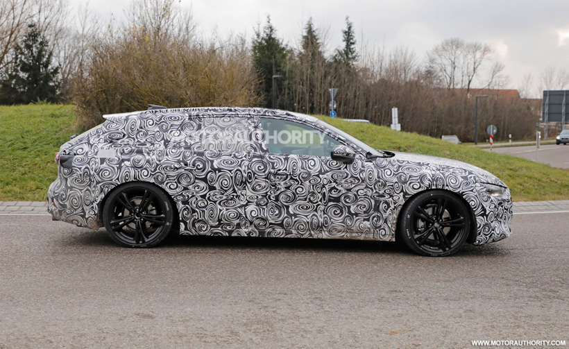 2024-audi-a4-avant-spy-shots--photo-credits-baldauf-sb-medien_100818359_h.png