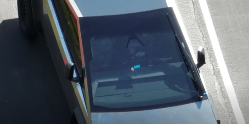 再不推新车，特斯拉就要「输了」