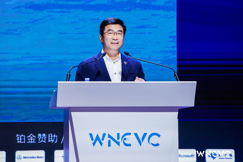 WNEVC 2022 | 华人运通丁磊：三智战略下的新汽车发展