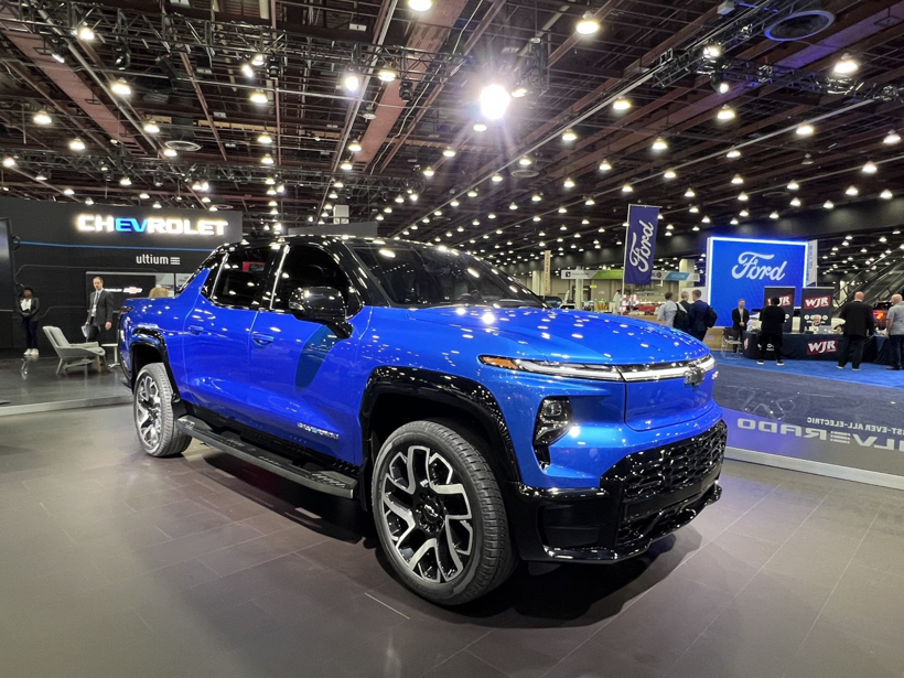 2022北美车展：雪佛兰发布2024款Silverado EV