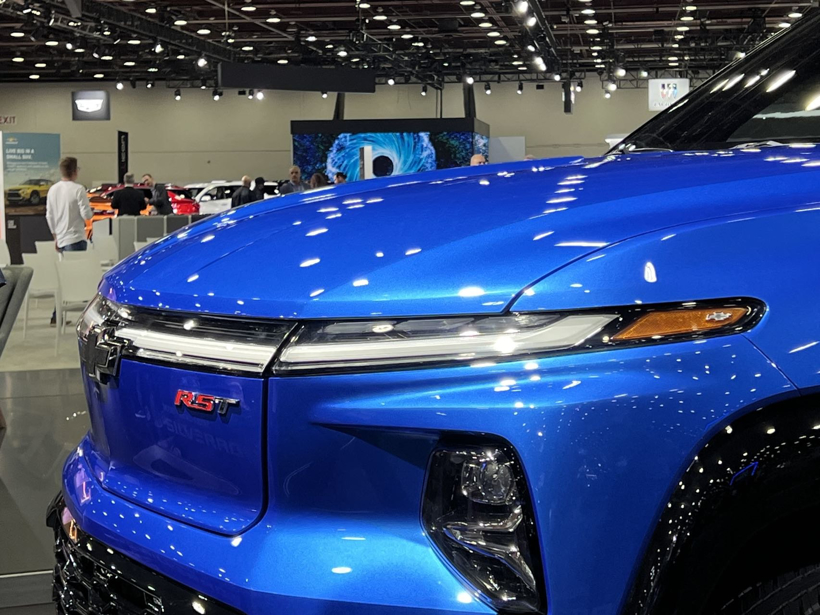 2022北美车展：雪佛兰发布2024款Silverado EV