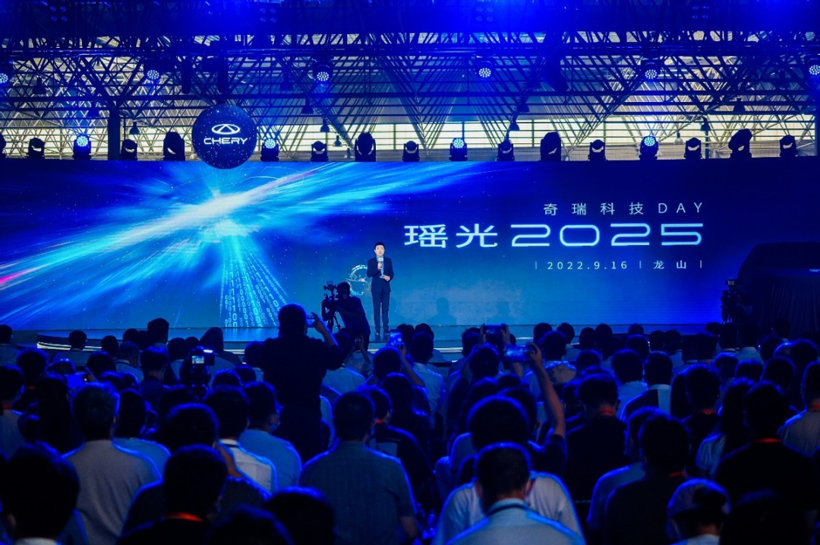 特斯拉、小鹏和奇瑞，一位中国女博士的重要三站