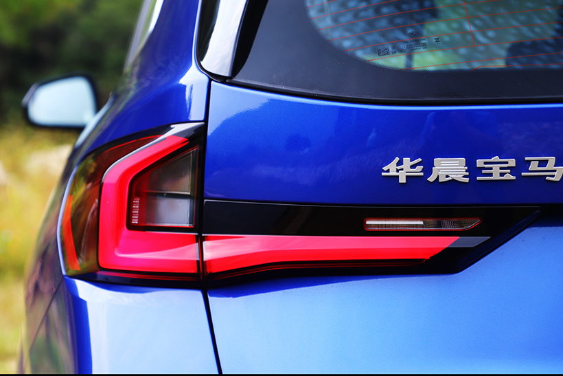 试驾BMW iX1：宝马电动化可持续发展的关键棋子