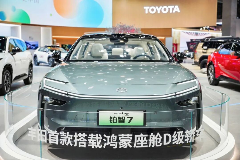 进博会上的丰田“味道”:多路径技术调和中国消费新需求