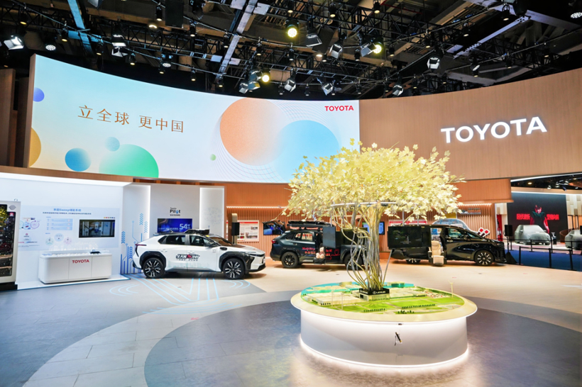 进博会上的丰田“味道”:多路径技术调和中国消费新需求