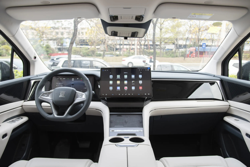 起售价降5万，不再标配天神之眼，比亚迪夏这回能爆吗？