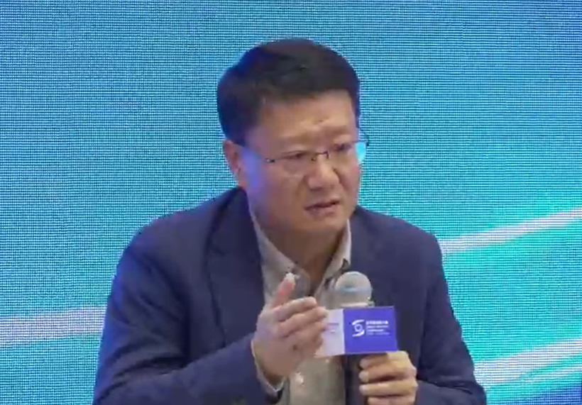 乌镇夜话汽车如何竞逐AI赛道：一边积极拥抱，一边严守底线