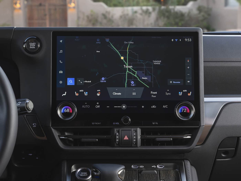 新车座舱周报：福特换芯、日产堆内存！合资车集体“堆屏”自救