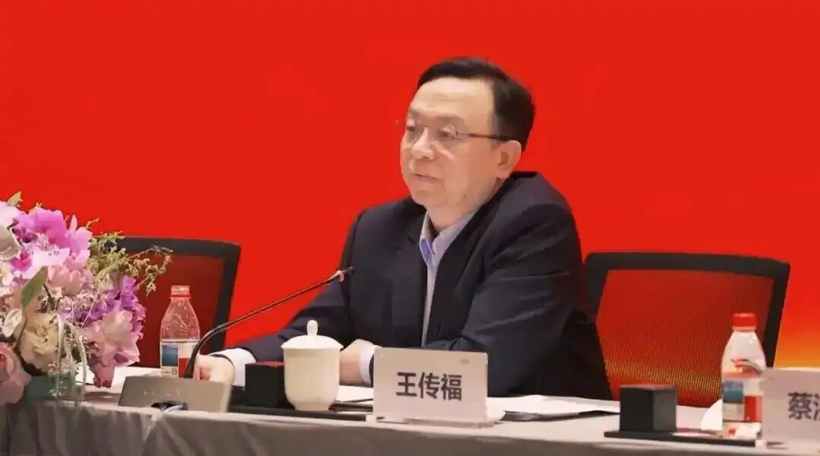 比亚迪不拉踩，长城接地气，吉利痛批设计，三大车企的终局思考