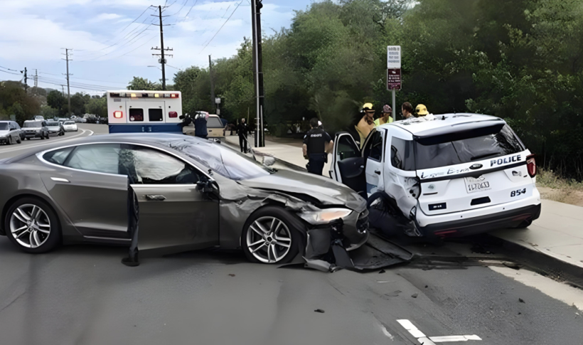 特斯拉涉嫌虚假宣传驾驶辅助，或被禁售30天