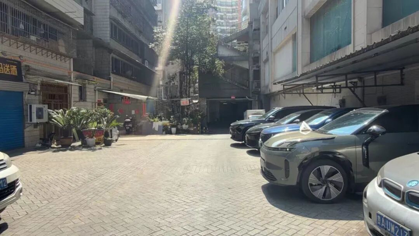 这个春节，终于可以不用抢充电桩了