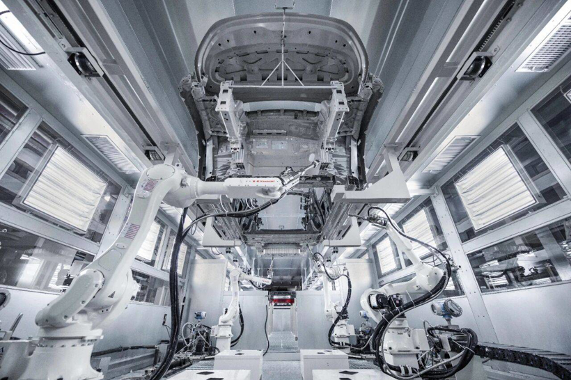 多卖172万辆,少赚800亿,中国汽车越卖越亏 多卖172万辆,少赚800亿,中国汽车越卖越亏