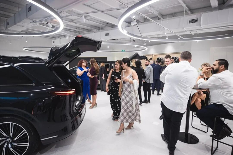 中国新能源汽车，接住了这泼天富贵