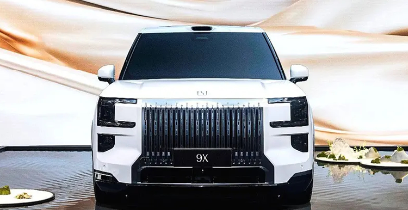 “电动9系”三强争霸，蔚来ES9能卖爆吗？