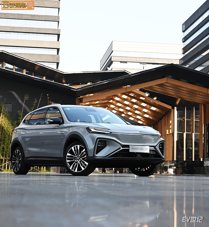 首款5g豪华智能纯电suv,静态体验r汽车 marvel r-盖世汽车