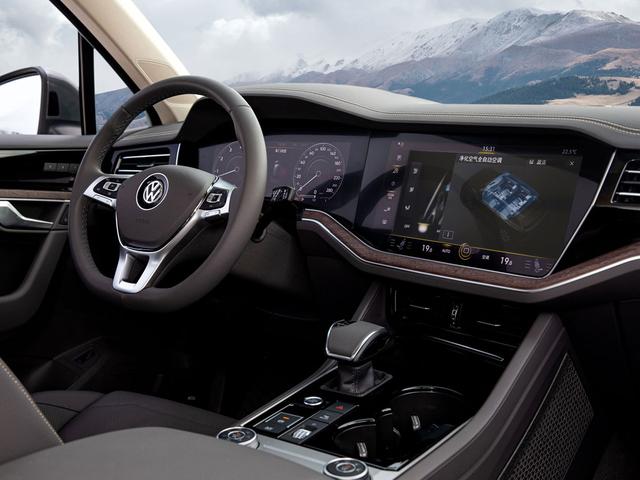 3.0tsi v6发动机 8at变速箱,大众途锐锐享版上市