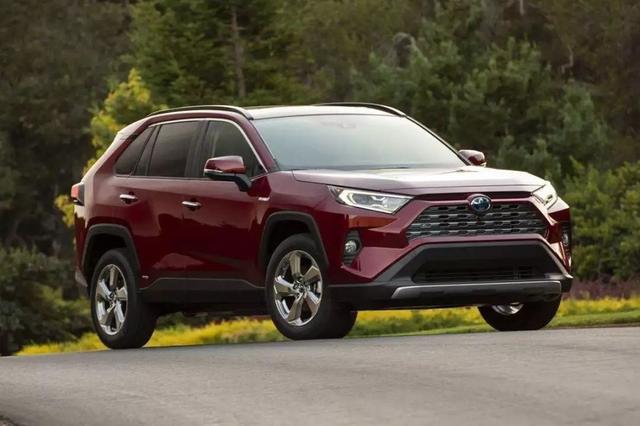 日系紧凑SUV大揭底，欧蓝德对比RAV4，谁才更值得买？