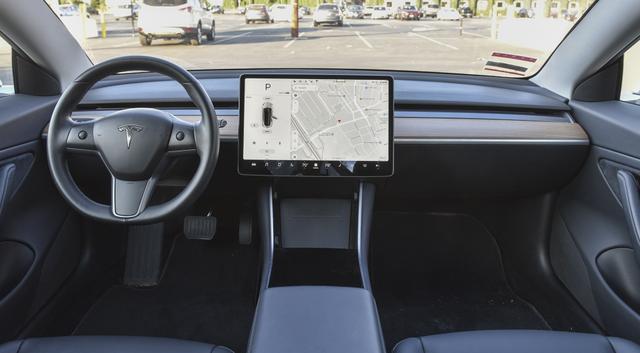 吉利高端车在英国公布售价 4秒破百还不用加油直指特斯拉