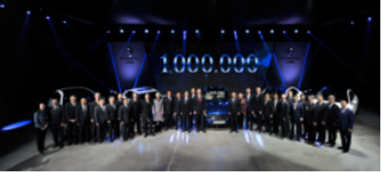 精耕细作再启程 北京奔驰第一百万辆整车下线