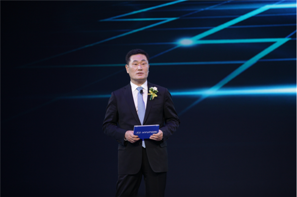 北京现代全新悦动广州车展首发亮相