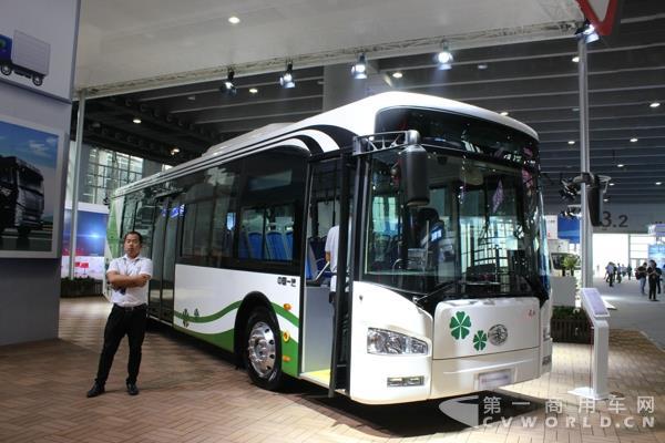 混动大巴成广州车展亮点 新能源客车路线要转向？