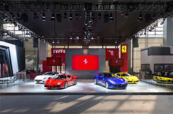 首款V8四座超跑澎湃揭幕全新GTC4Lusso T重磅登陆中国