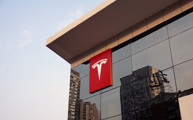 特斯拉式渗透:渠道,产品,充电桩布局均加速,设计中心将本土化-盖世汽