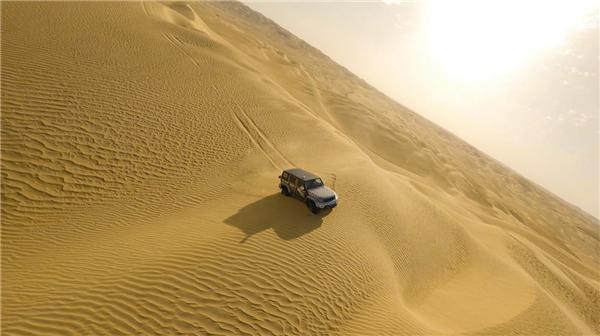 “最强素车”出道即巅峰，BJ40环塔冠军版7天穿越N39