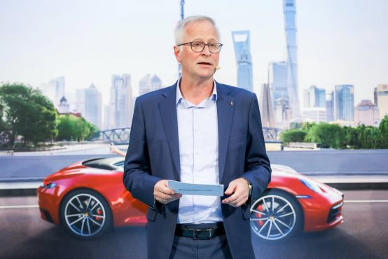 “念廿之间”：保时捷在中国大陆 20 周年主题展亮相 2021 影像上海艺术博览会