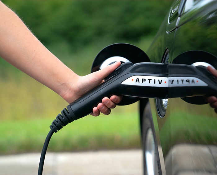 2021_Aptiv_Web_eCatWebsite_Masthead_Segment-EV---Electrification.jpg